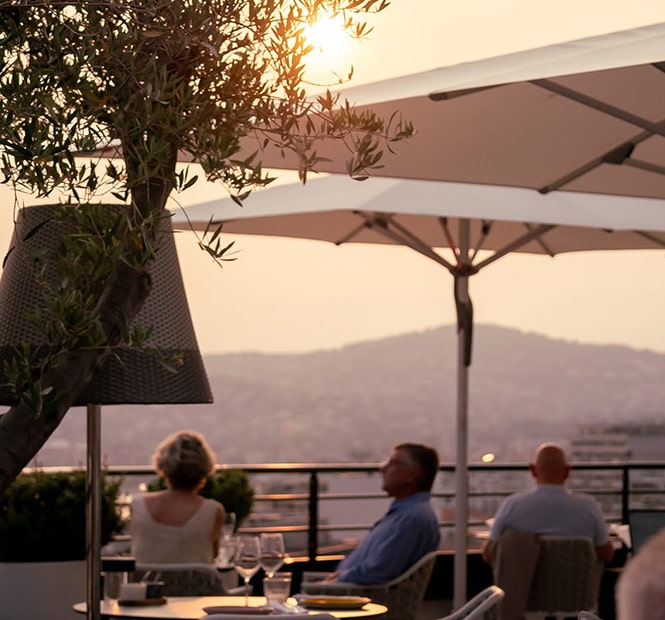 Lounge Bar and Restaurant in Cap Antibes: Le Quinto Cielo