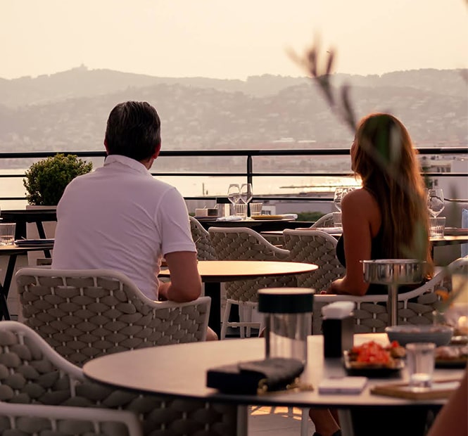 Lounge Bar und Restaurant am Cap Antibes : Das Quinto Cielo