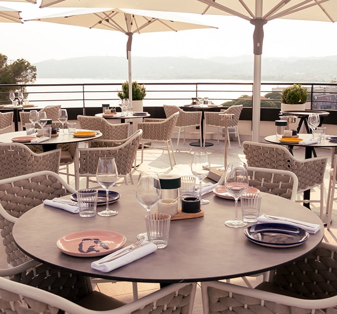 Lounge Bar and Restaurant in Cap Antibes: Le Quinto Cielo