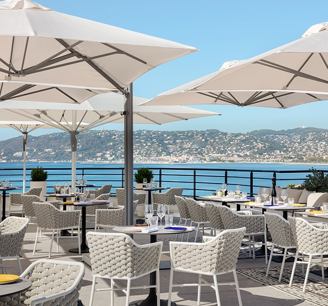 Lounge Bar and Restaurant in Cap Antibes: Le Quinto Cielo