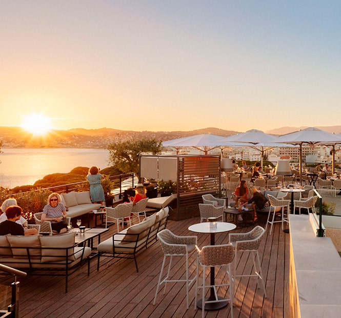 Lounge Bar et Restaurant au Cap Antibes : Le Quinto Cielo