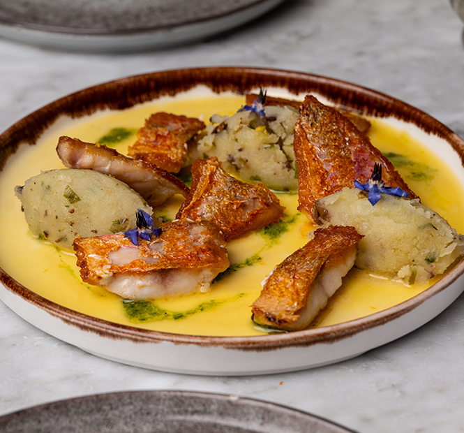 Bar und Restaurant in Antibes: La Rotonde
