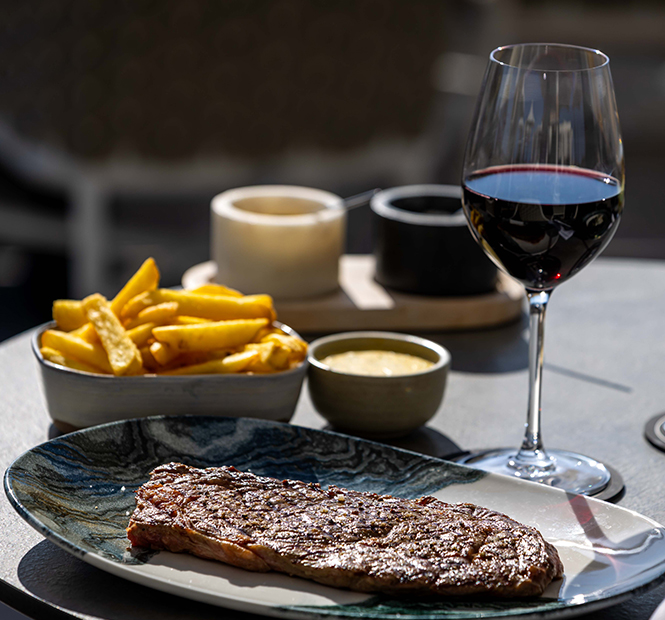 Lounge Bar et Restaurant au Cap Antibes : Le Quinto Cielo